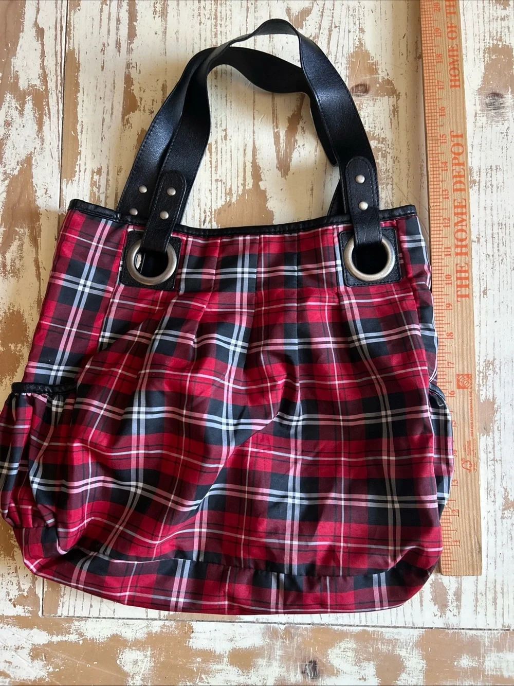 Roxy Y2K Red White Black Plaid Tote Bag Purse Button Close Lined Zip Pocket - Picture 7 of 8